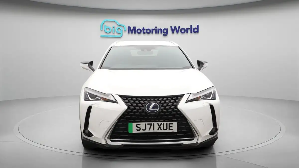 2021-lexus-ux-300e-e-ux-big-1