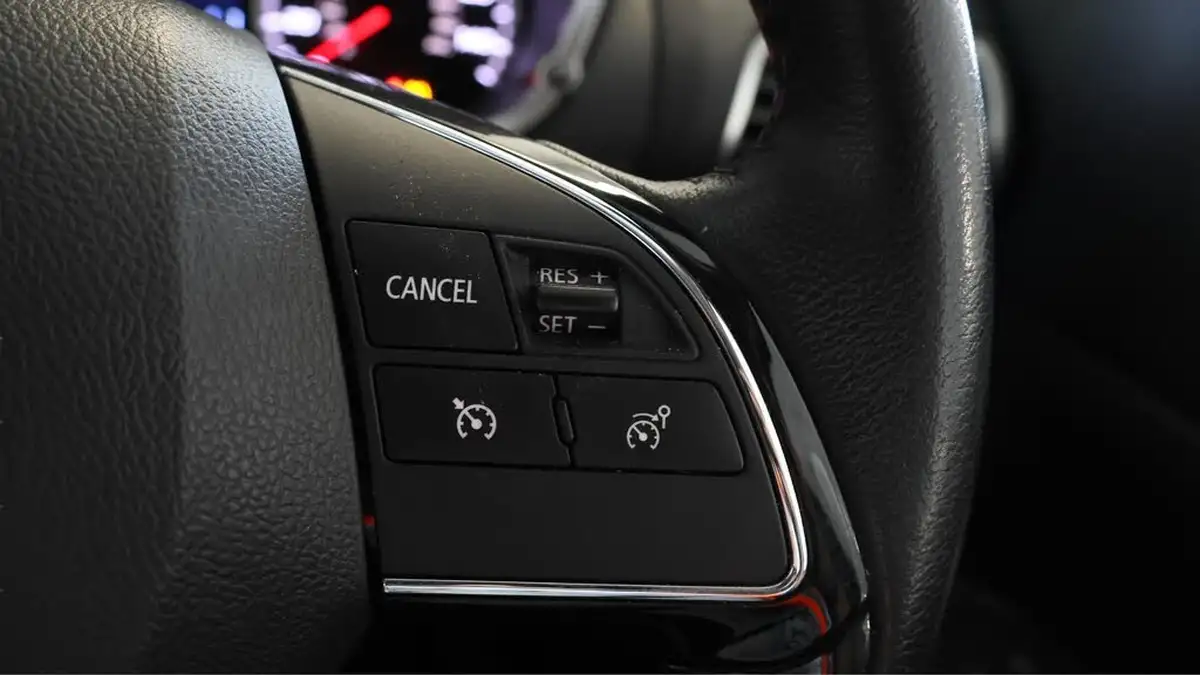 2021-mitsubishi-eclipse-cross-15-4-big-23