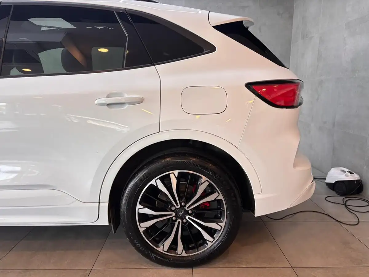 2022-ford-kuga-25t-st-line-x-edition-225ps-phev-big-17