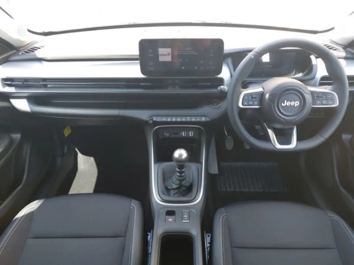 2025-jeep-avenger-12-gse-summit-big-2