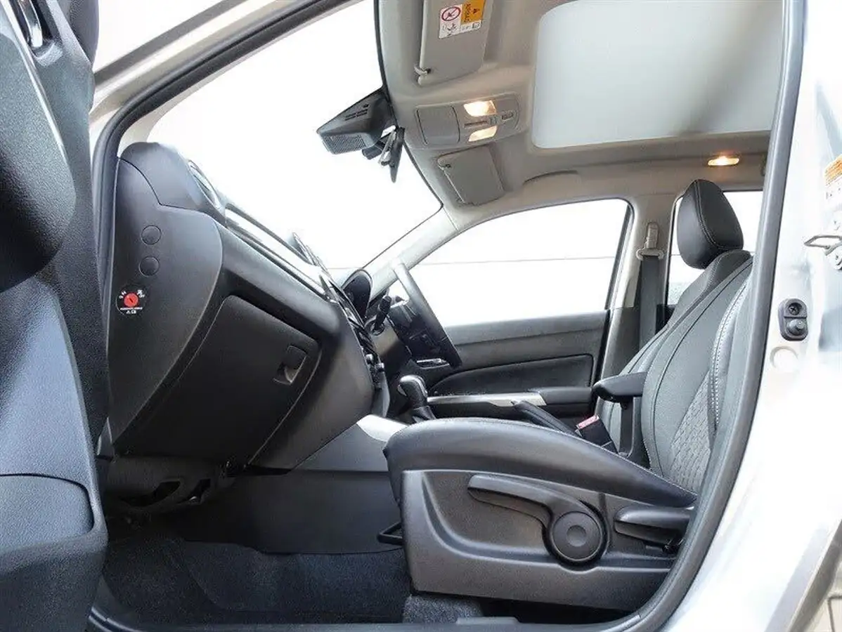 2023-suzuki-vitara-15-sz5-big-11