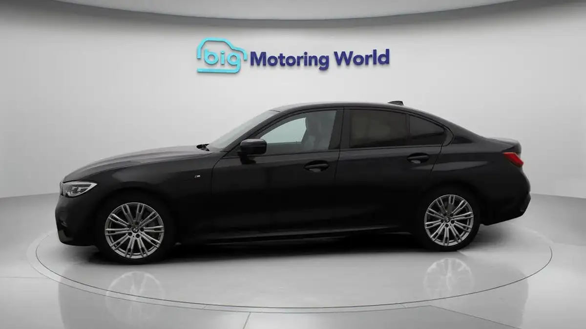 2019-bmw-3-series-20-330e-m-sport-plus-pack-big-4