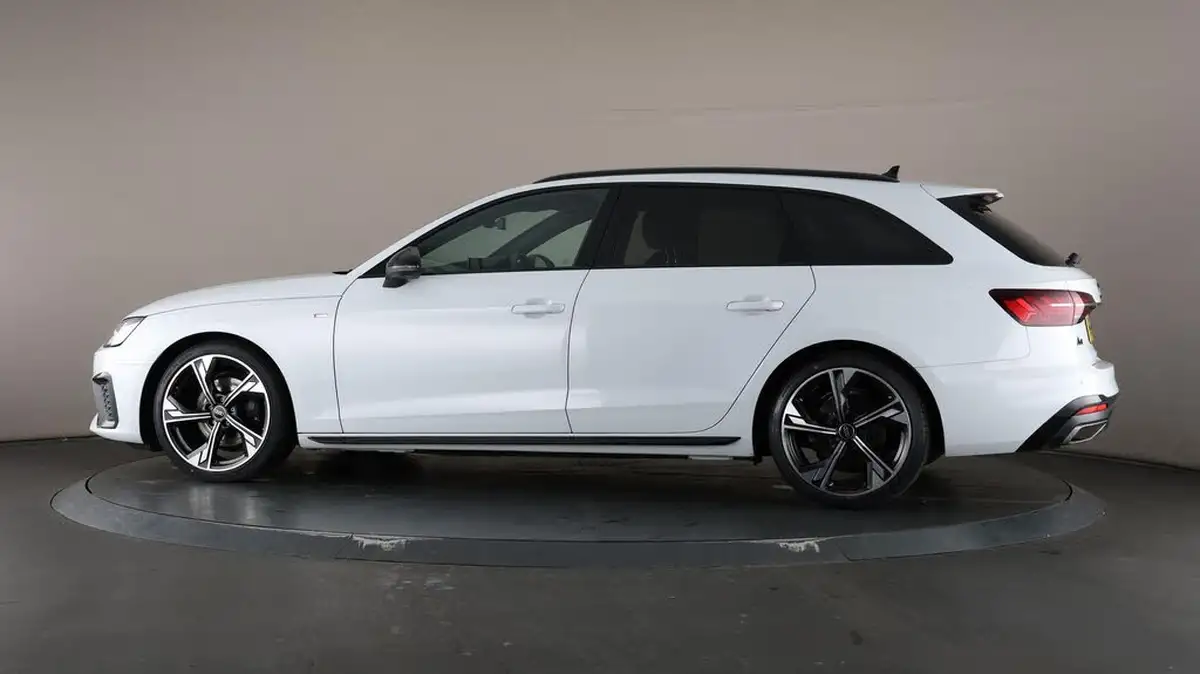 2022-audi-a4-avant-20-35-tfsi-black-edition-s-tronic-big-77