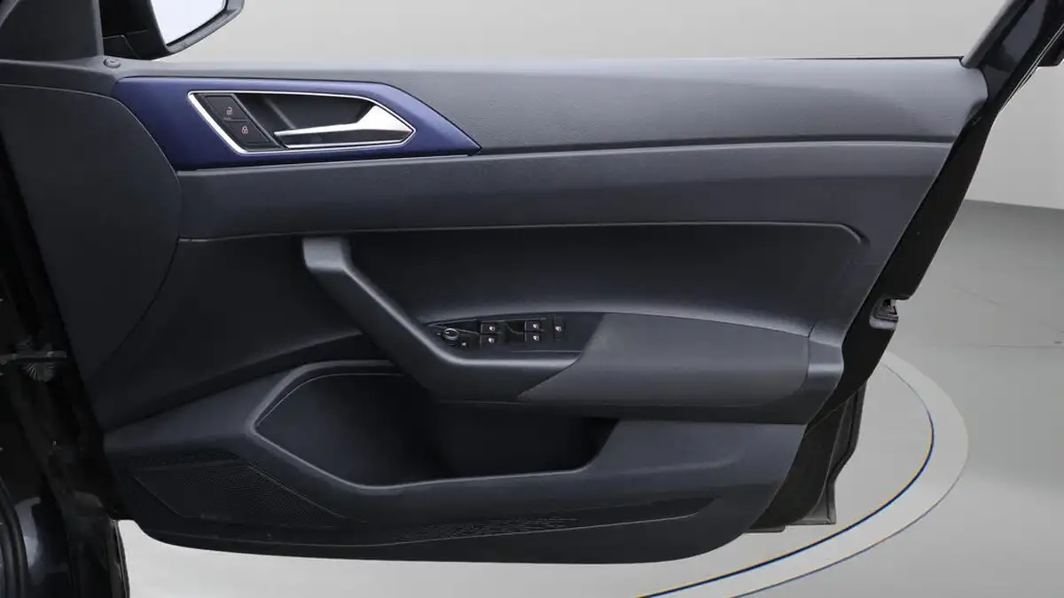 2021-volkswagen-polo-10-united-big-15