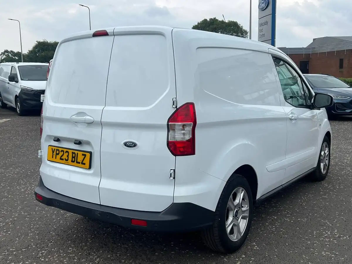 2022-ford-transit-courier-10t-limited-ecoboost-big-1