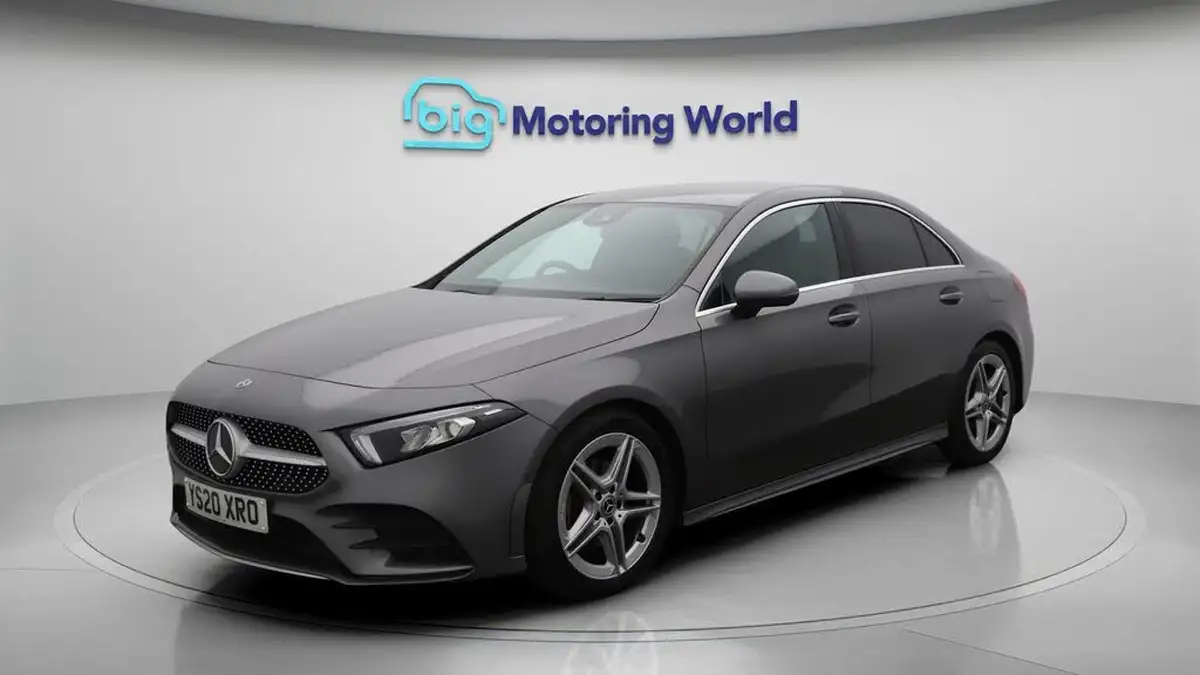 2020-mercedes-benz-a-class-13-a200-amg-line-saloon-4d-7g-dct-big-3