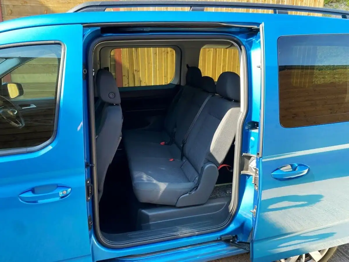 2023-volkswagen-caddy-15-tsi-maxi-life-big-8