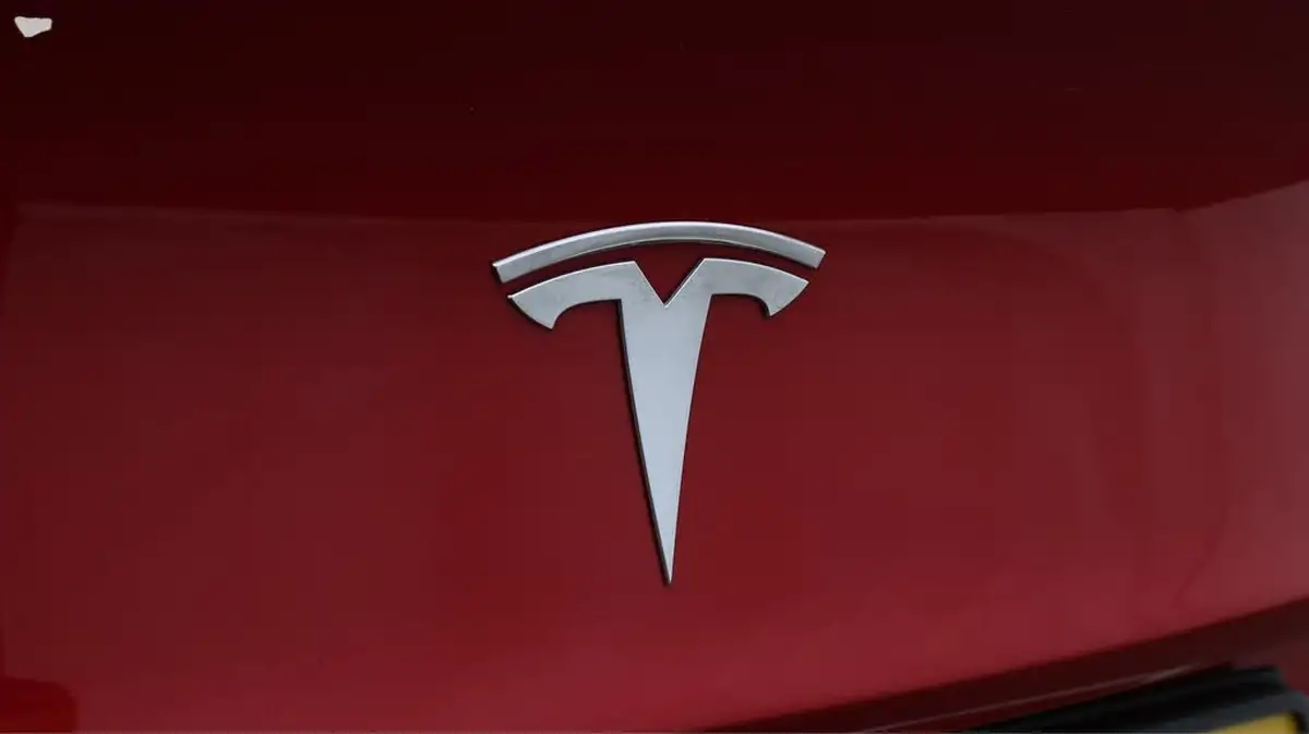 2021-tesla-model-3-e-long-range-4x4-big-20