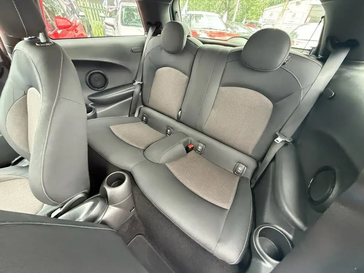 2017-mini-cooper-15-cooper-ss-hatchback-3d-big-5