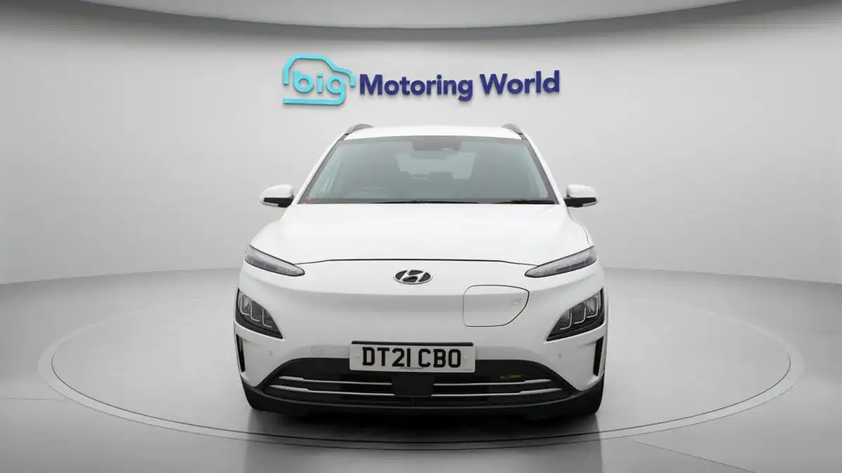 2021-hyundai-kona-e-premium-204ps-64kwh-7kw-obc-big-2