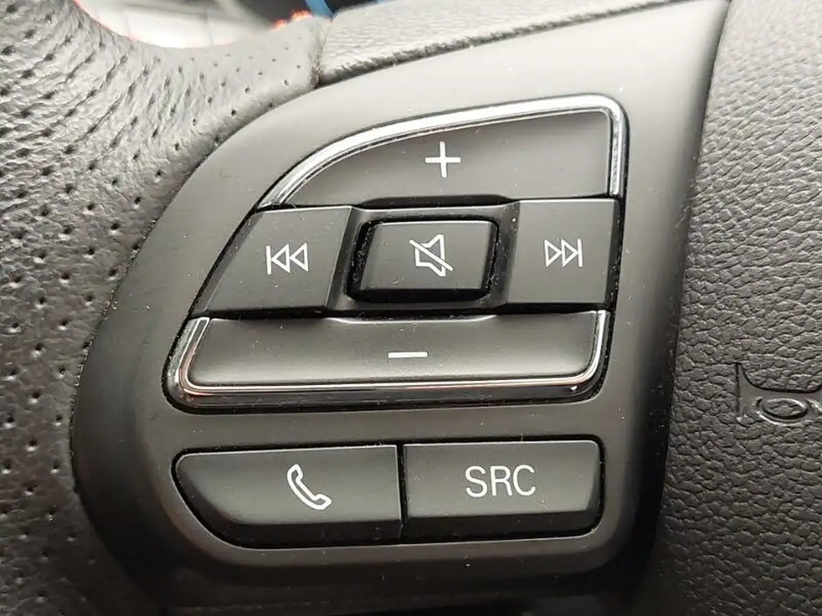 2023-mg-zs-suv-15-vti-tech-exclusive-big-17