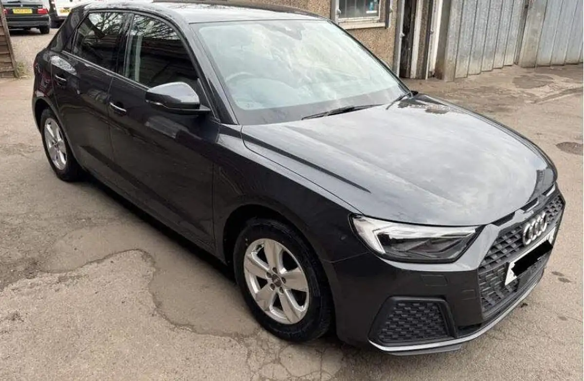 2019-audi-a1-10-30-tfsi-se-s-tronic-big-0