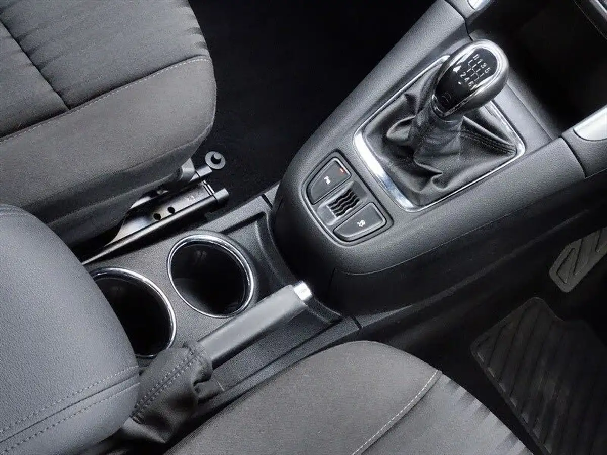 2014-vauxhall-zafira-tourer-14-exclusiv-big-23
