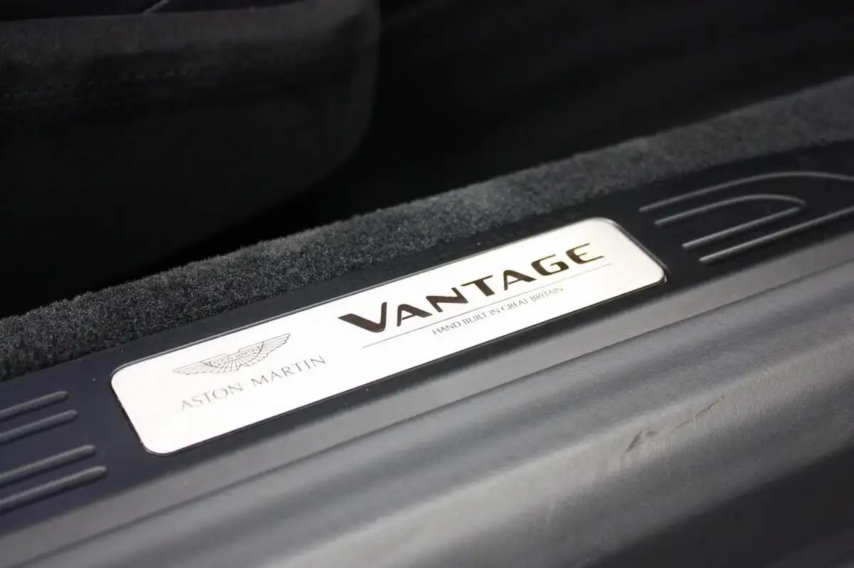 2022-aston-martin-vantage-40-v8-vantage-coupe-auto-big-39