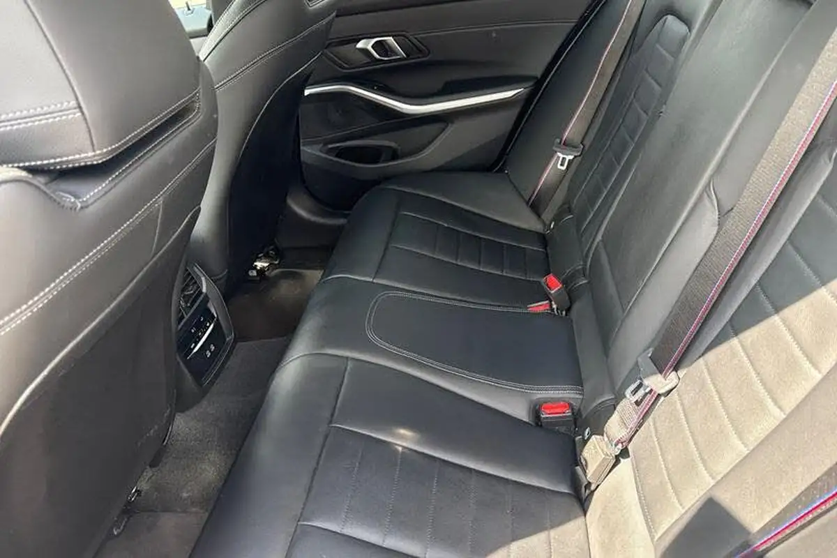 2024-bmw-3-series-20-320i-m-sport-saloon-4d-big-19