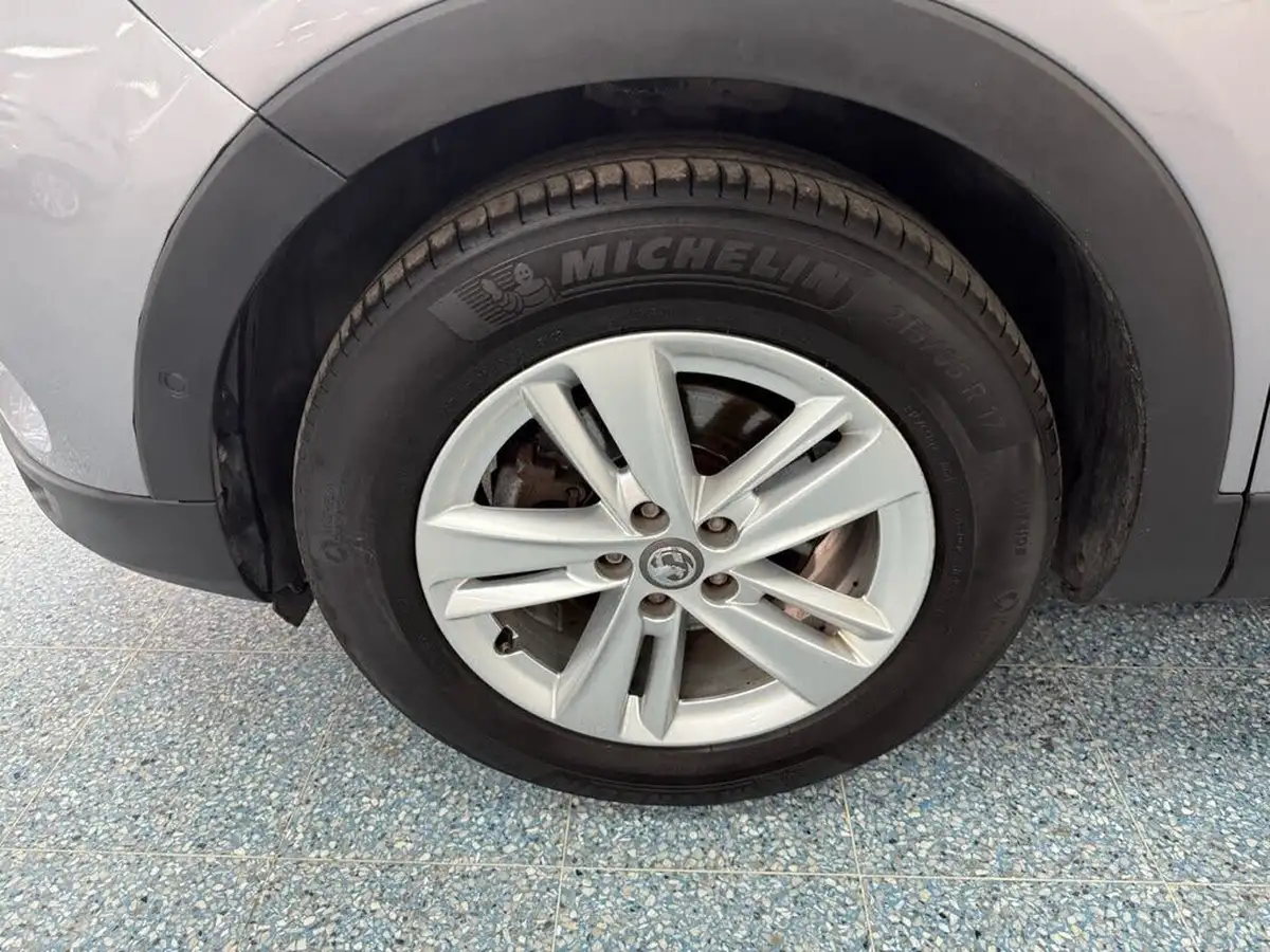 2020-vauxhall-grandland-x-12-se-premium-big-18