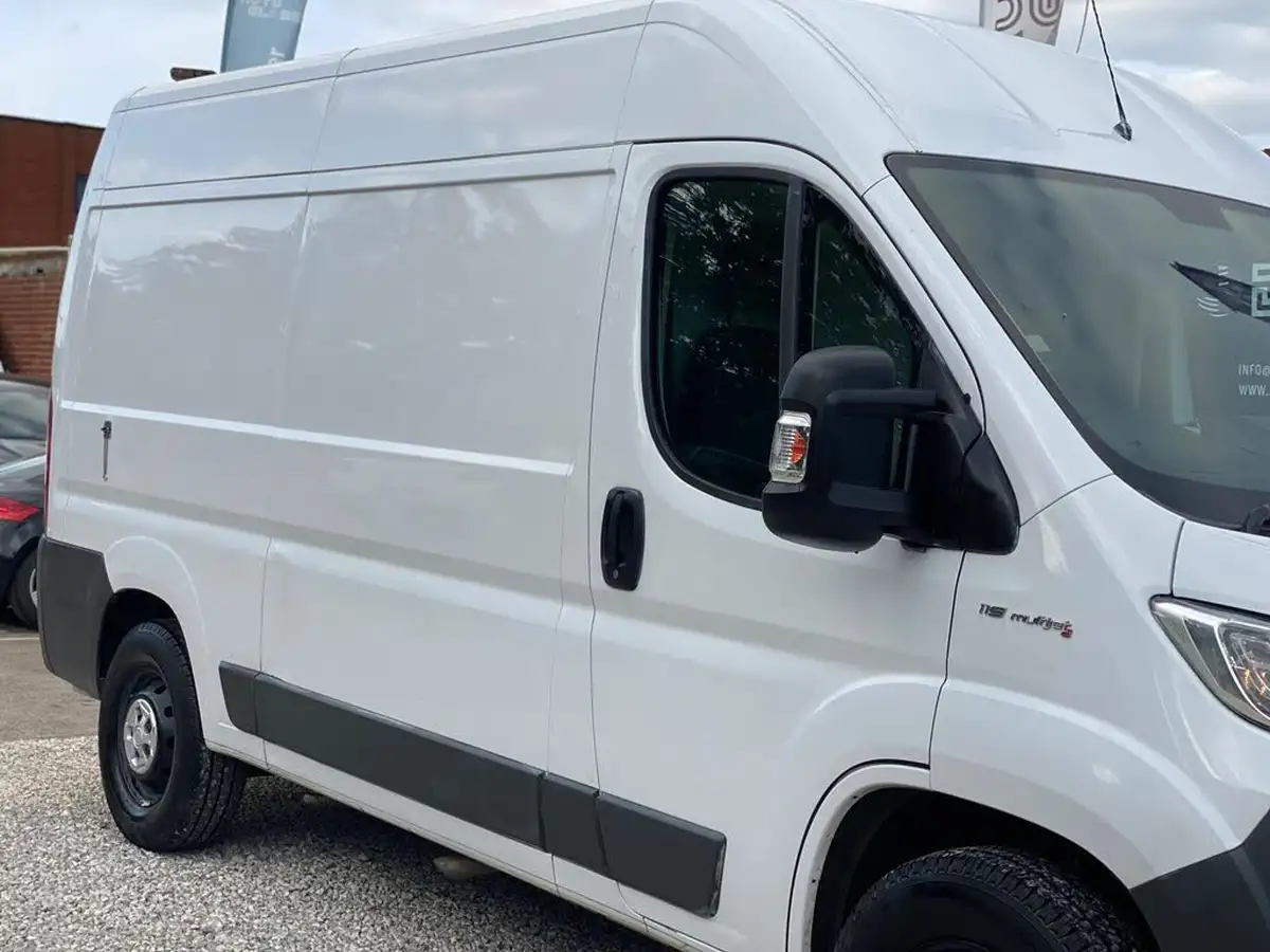 2017-fiat-ducato-20td-35-lh2-panel-big-27