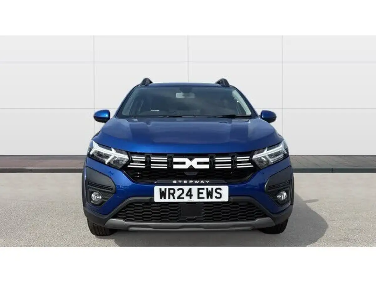 2024-dacia-sandero-stepway-10-tce-expression-90bhp-big-2