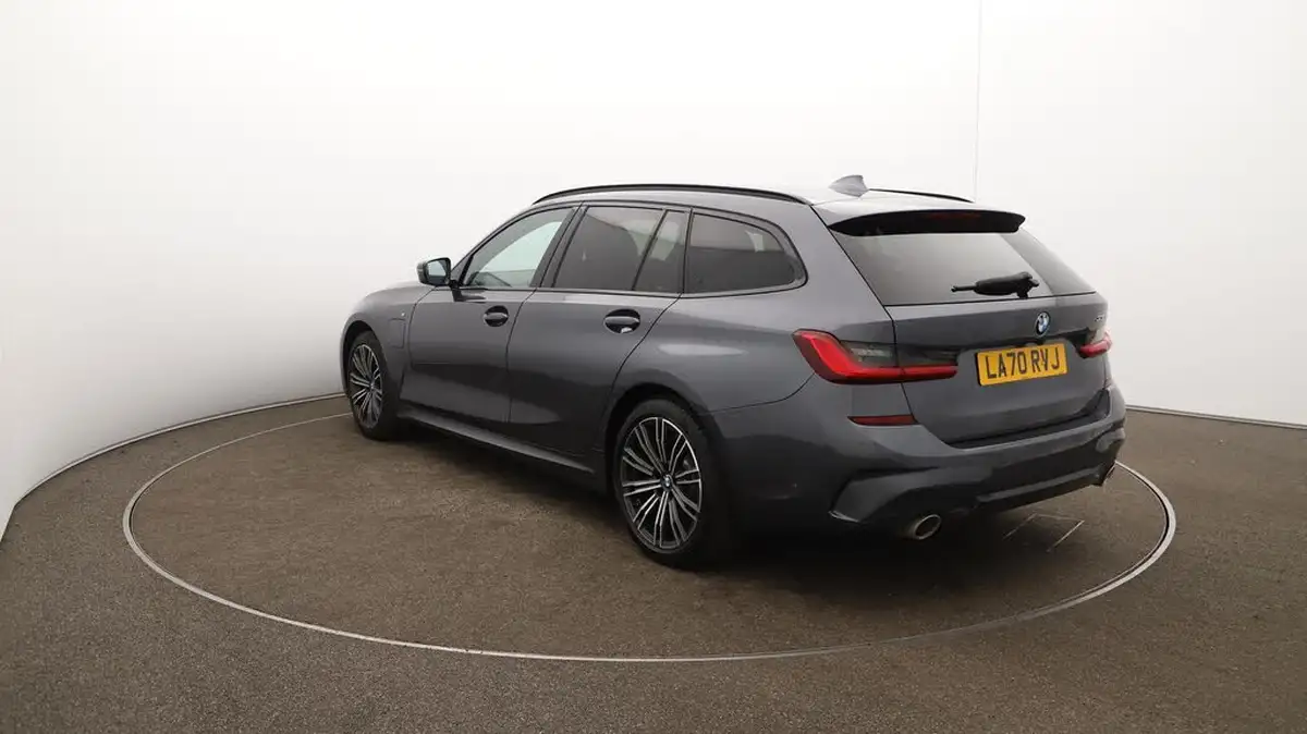 2021-bmw-3-series-20-330e-m-sport-touring-5d-big-63