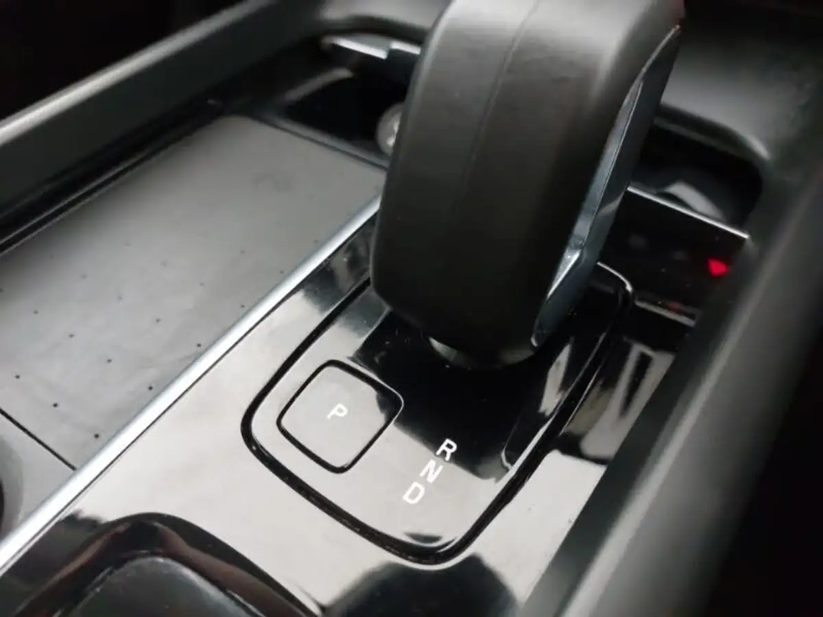 2023-volvo-xc60-20-b5-plus-big-17