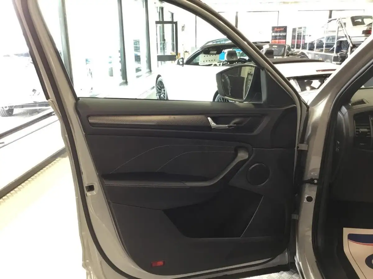 2021-skoda-kodiaq-20-tsi-sportline-big-25