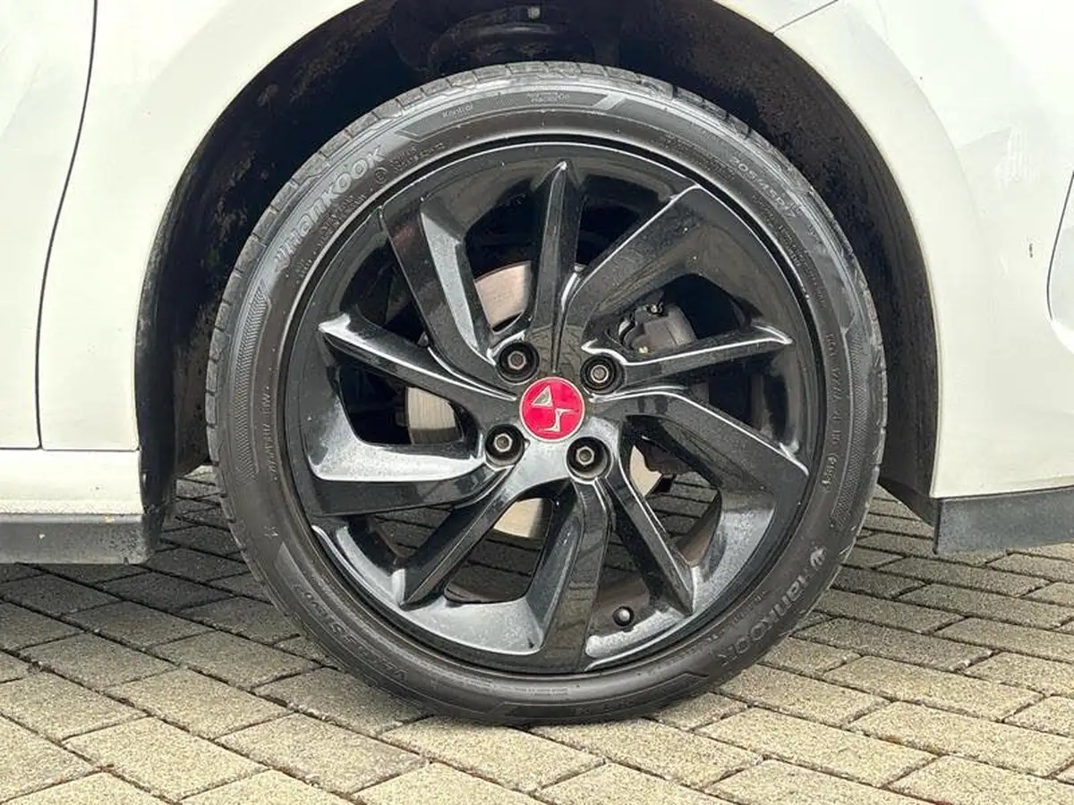 2019-ds-ds-3-12-puretech-performance-line-big-6