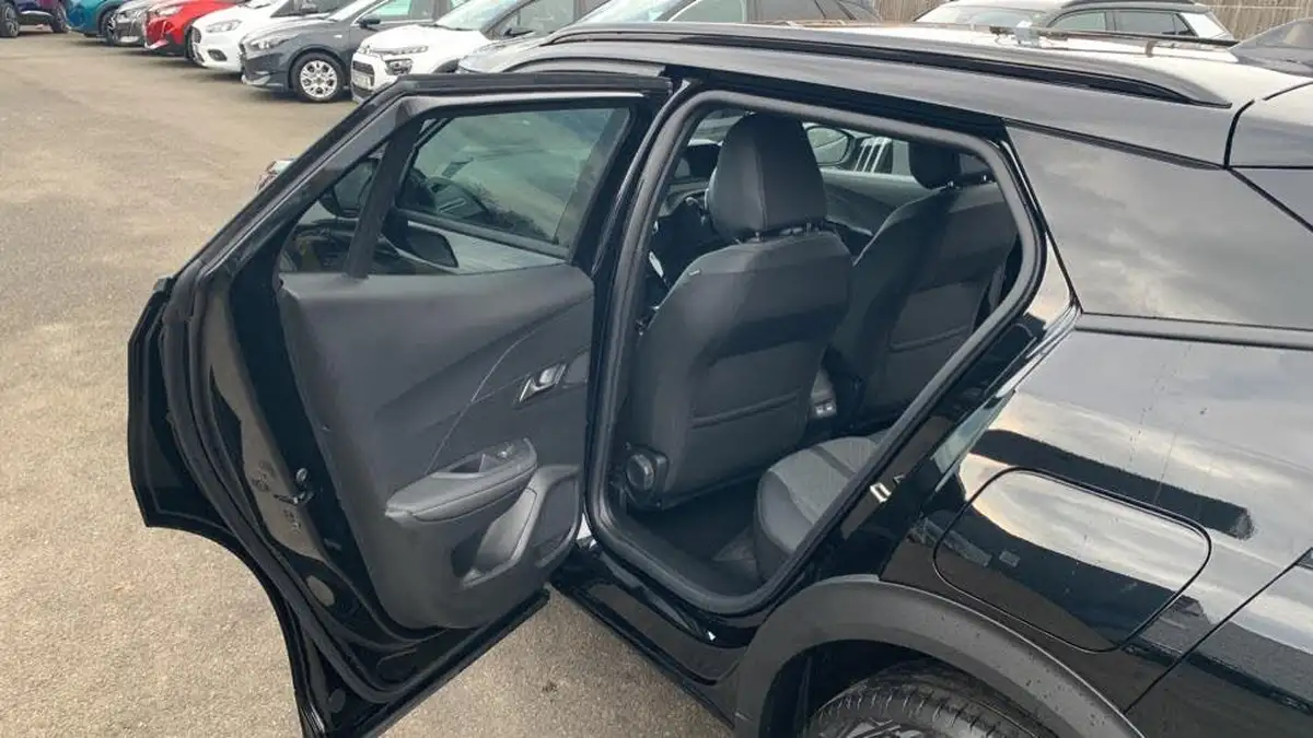 2024-peugeot-2008-suv-12-puretech-allure-136ps-hybrid-e-dsc6-big-51