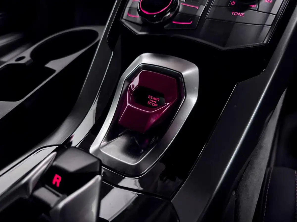 2015-lamborghini-huracan-big-32