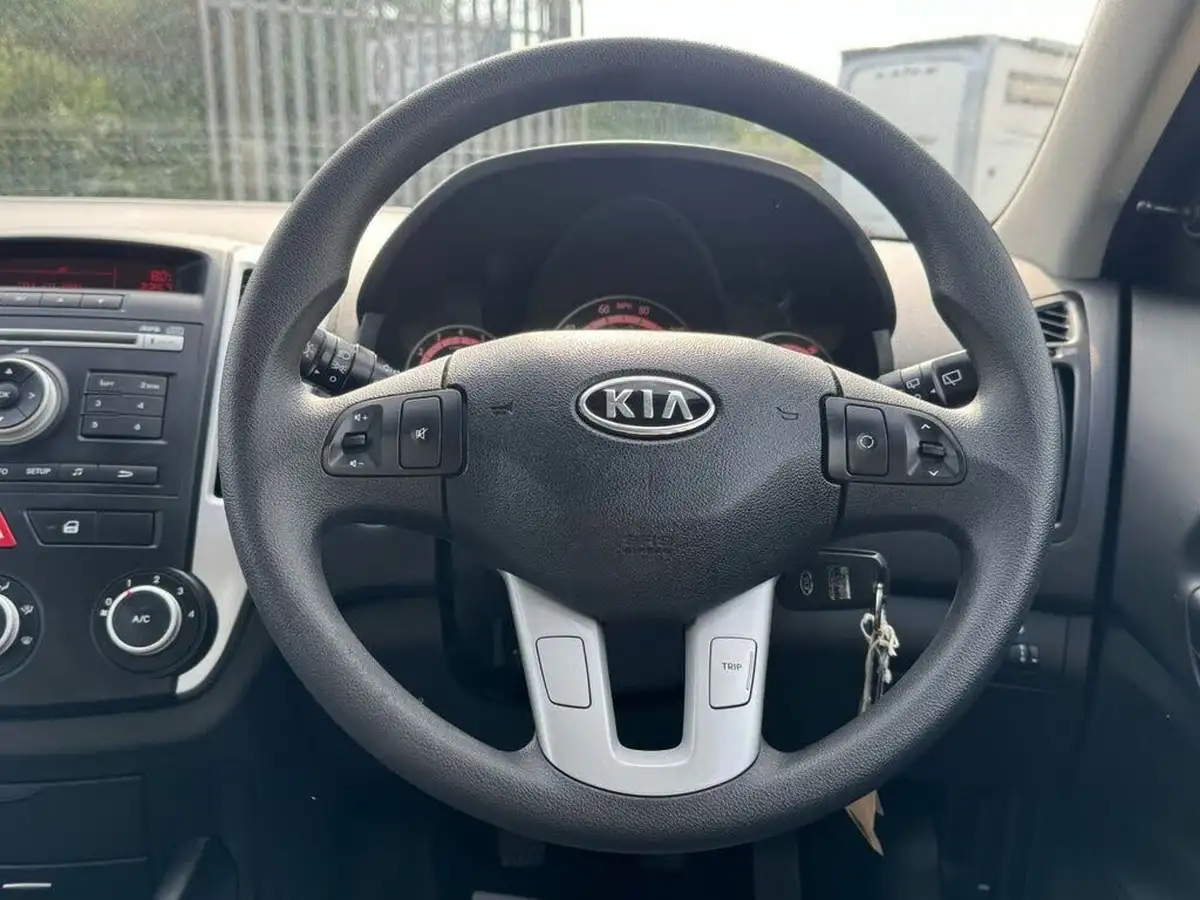 2009-kia-ceed-14-1-big-24