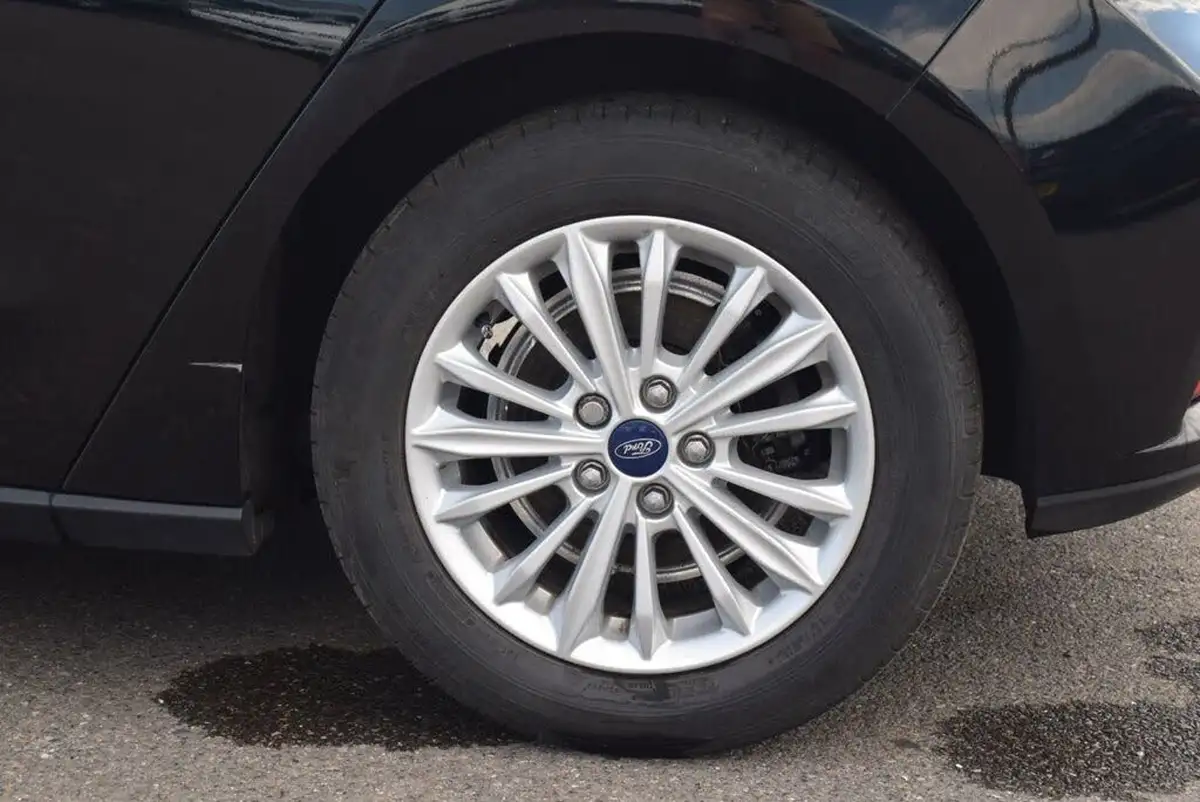 2021-ford-focus-10t-titanium-edition-125ps-hatchback-big-14