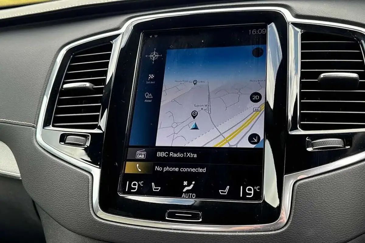 2019-volvo-xc90-20td-b5-r-design-pro-big-19