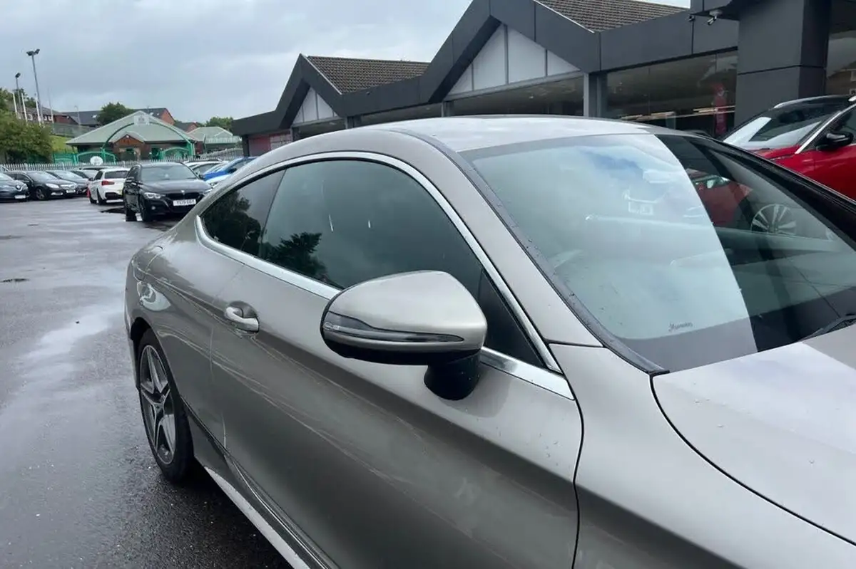 2020-mercedes-benz-c-class-15-c200-amg-line-ss-coupe-2d-big-15