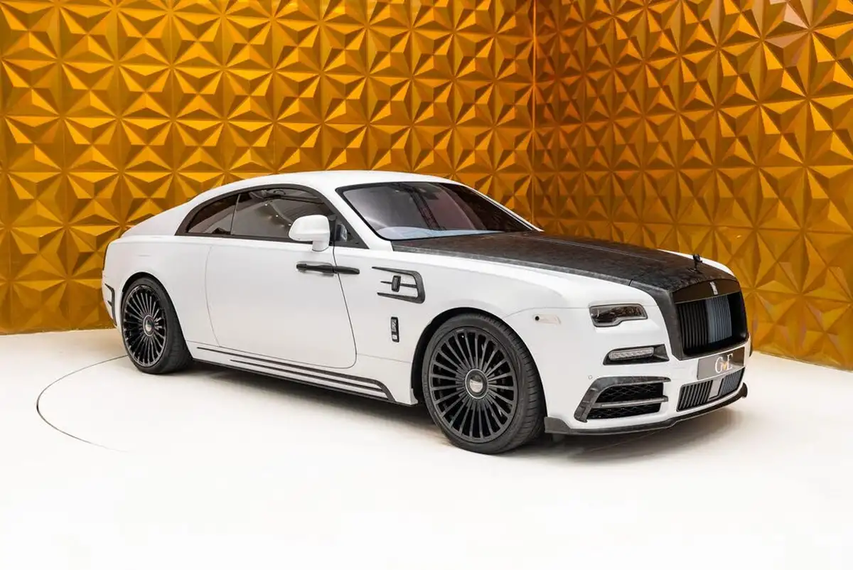 2024-rolls-royce-wraith-66-big-10