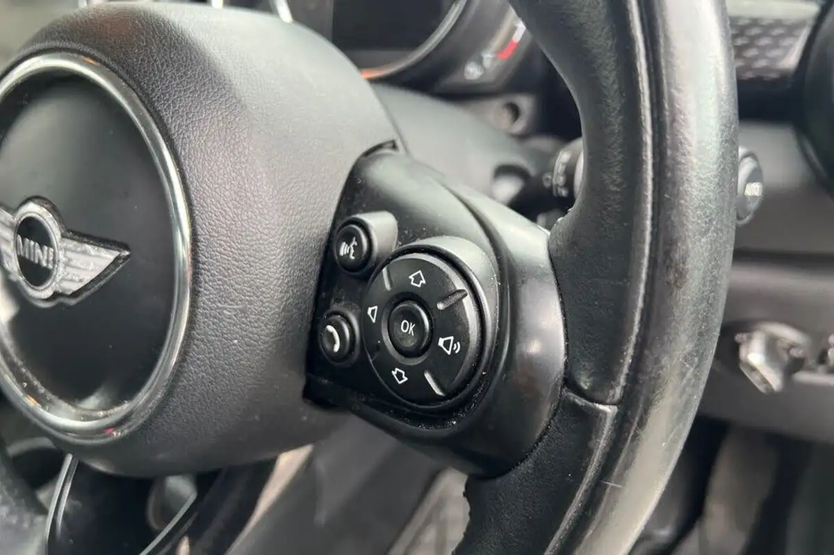 2018-mini-cooper-20-cooper-s-series-ii-ss-hatchback-3d-big-37