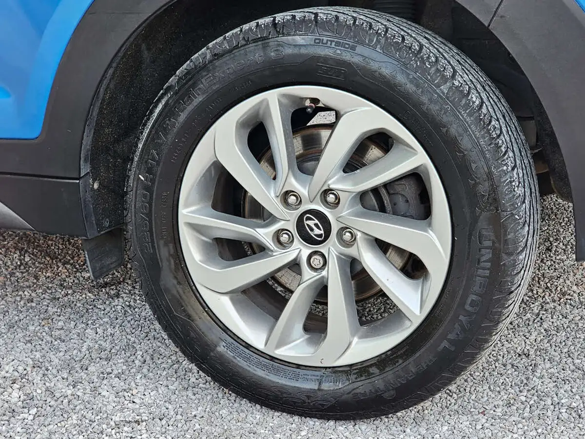 2015-hyundai-tucson-17crdi-blue-drive-se-nav-big-20