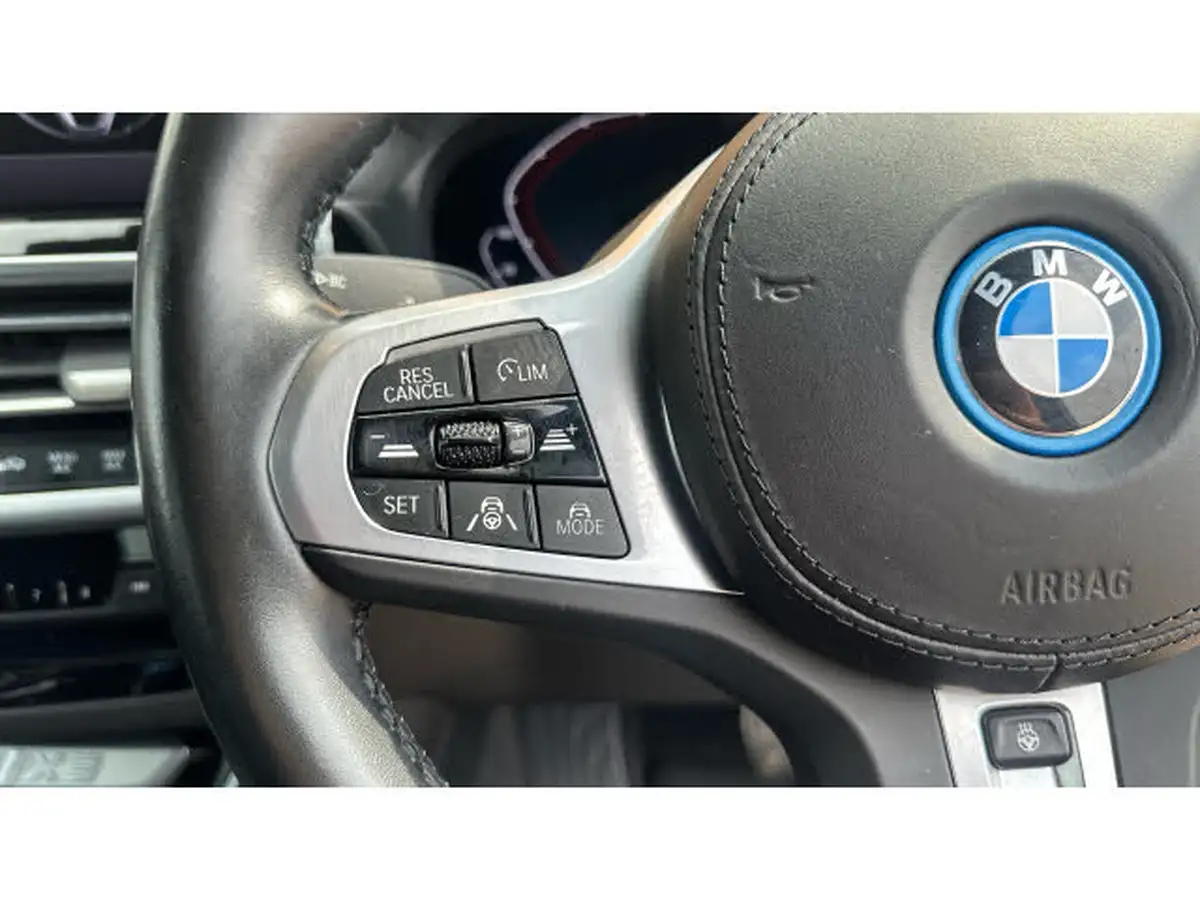 2022-bmw-ix3-e-m-sport-big-16