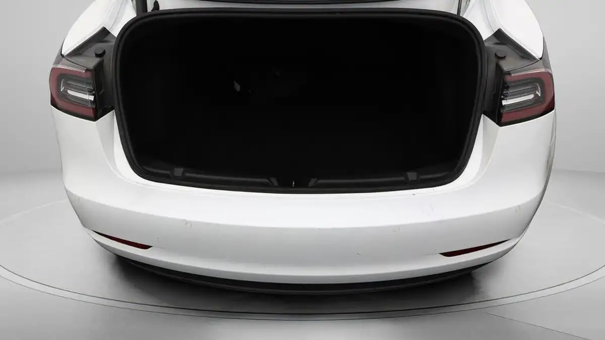 2021-tesla-model-3-e-long-range-4x4-big-17