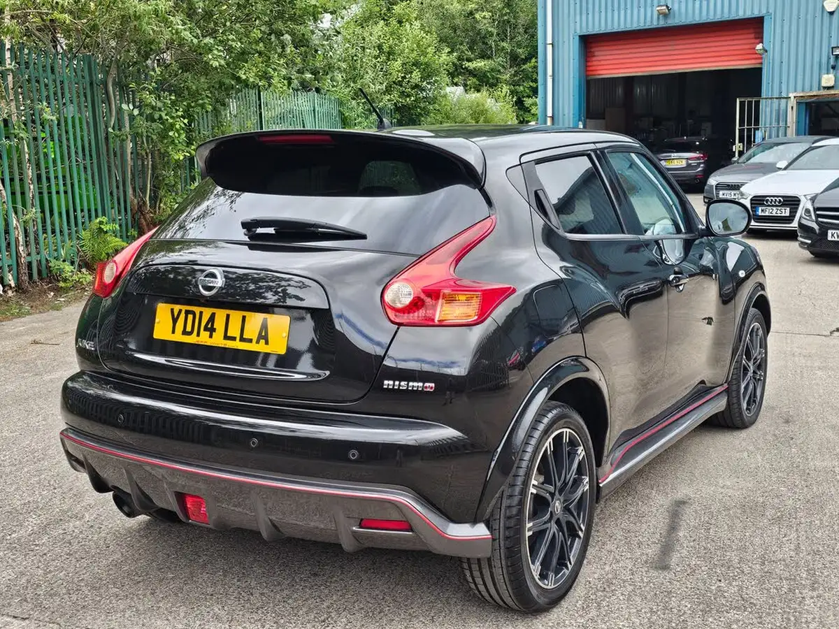 2014-nissan-juke-16-nismo-big-6