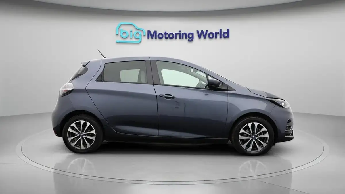 2020-renault-zoe-e-i-gt-line-rapid-charge-big-8