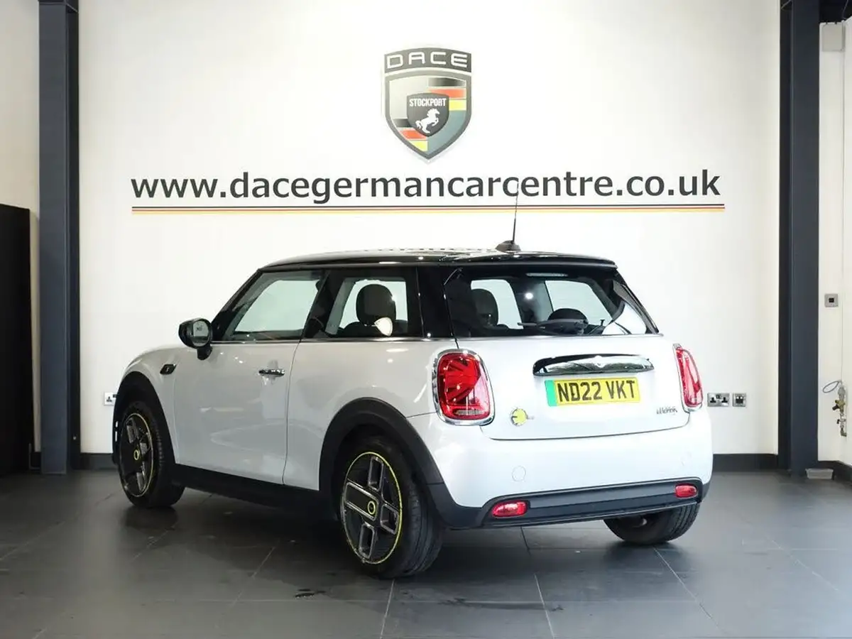 2022-mini-cooper-e-cooper-s-1-big-7