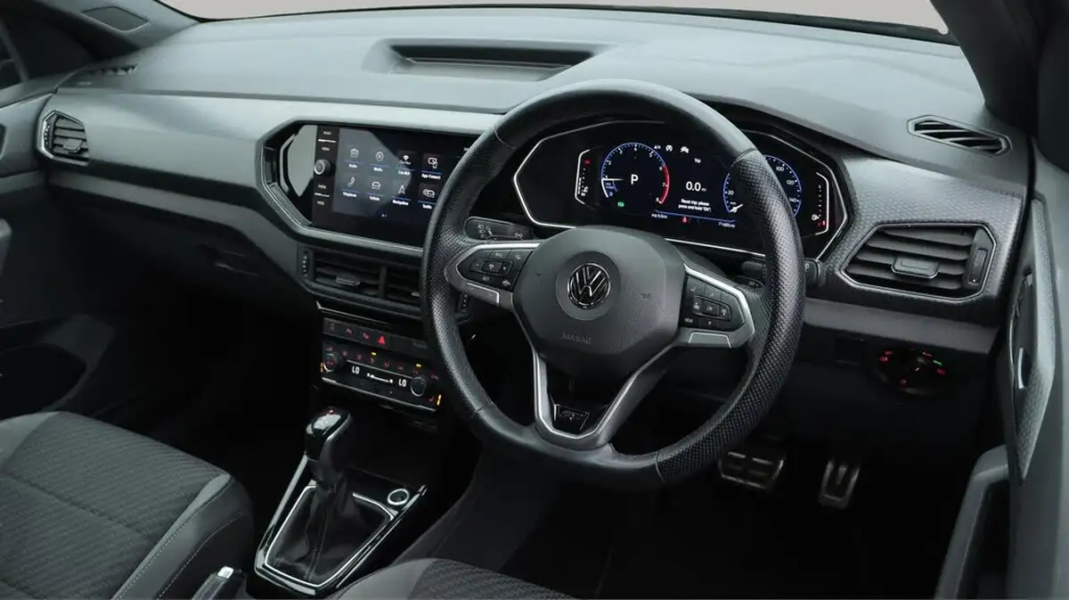 2020-volkswagen-t-cross-15-tsi-r-line-big-10