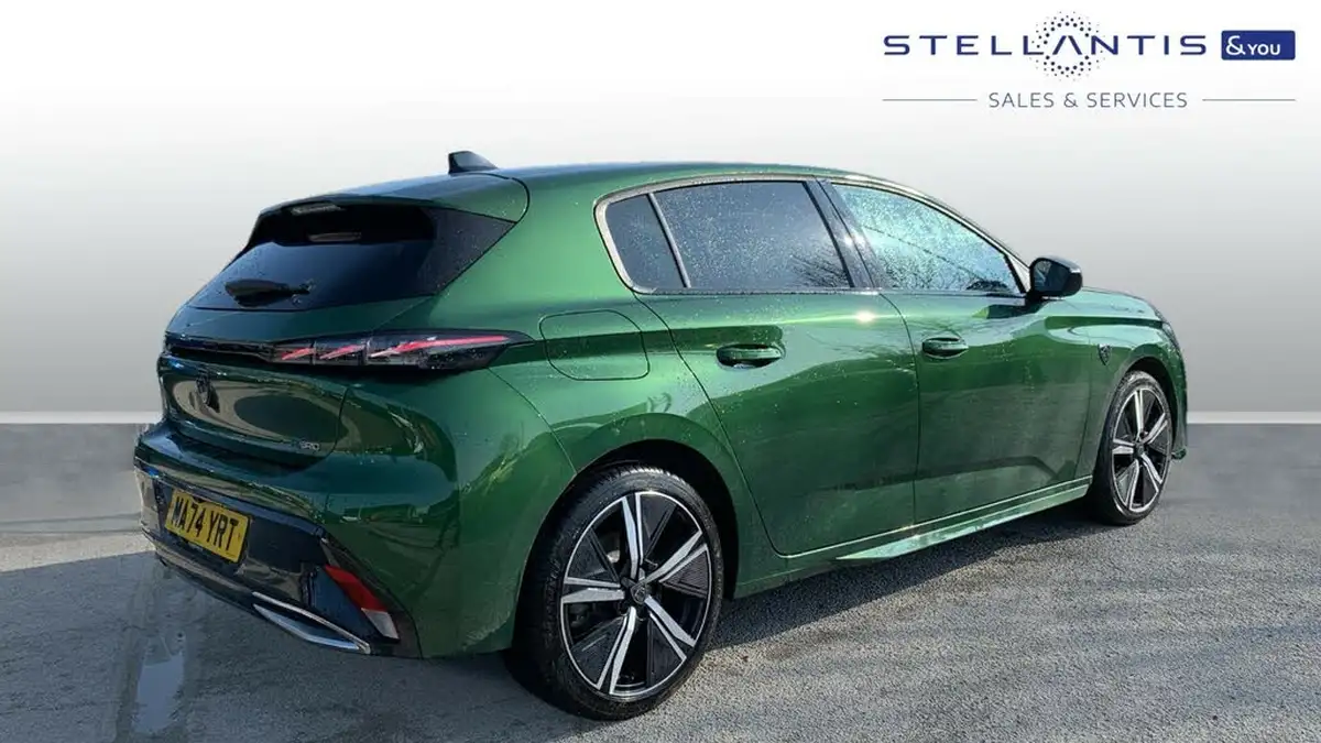 2024-peugeot-308-16-puretech-gt-180ps-big-2