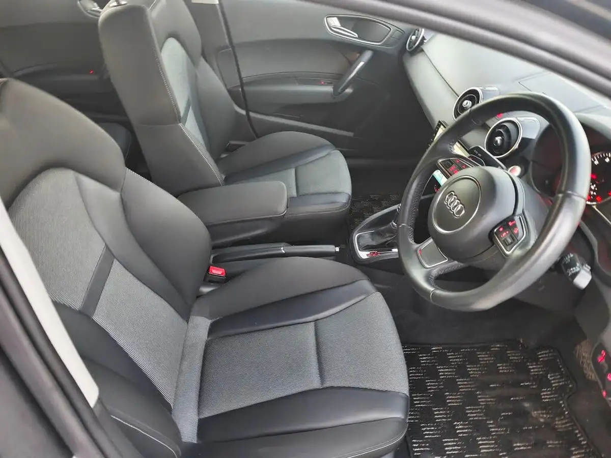 2013-audi-a1-big-14