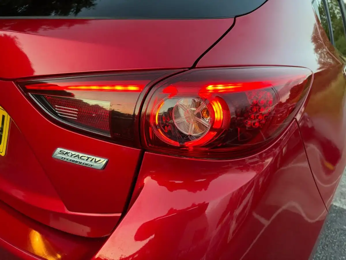 2014-mazda-mazda3-22td-sport-nav-hatchback-5d-big-44