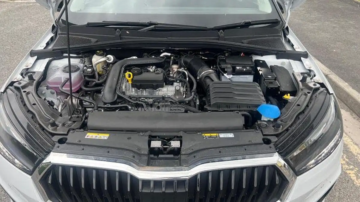 2024-skoda-fabia-10-tsi-colour-edition-116ps-big-37