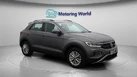 2023-volkswagen-t-roc-10-tsi-life-small-1