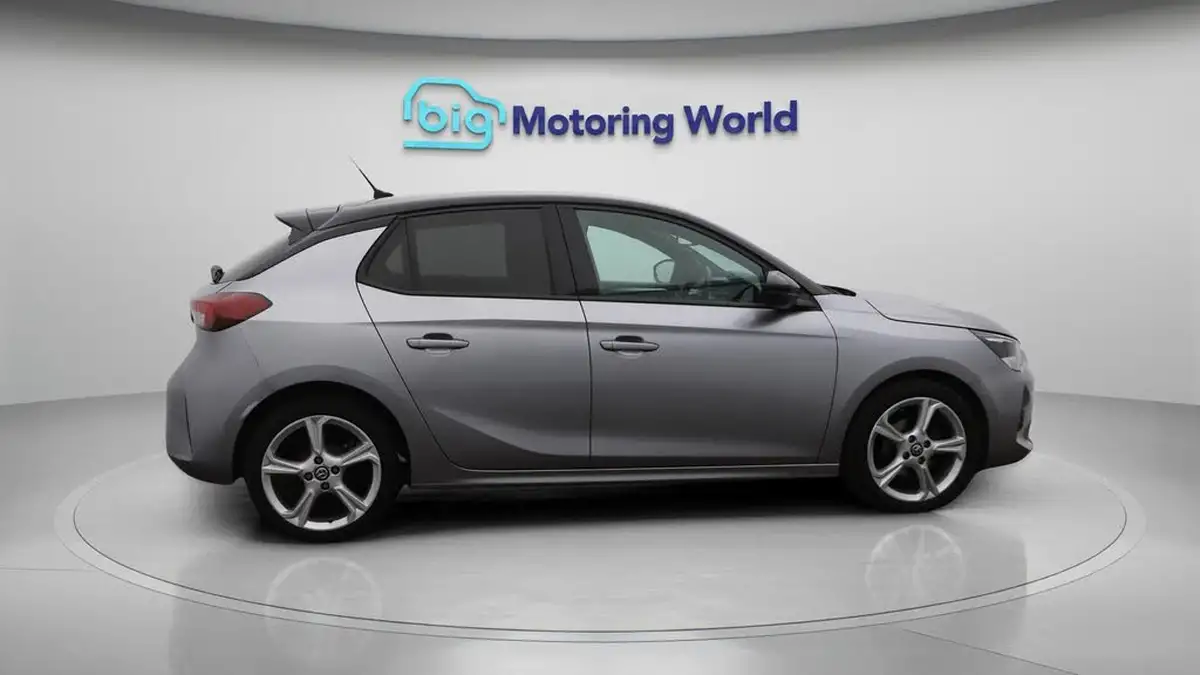2023-vauxhall-corsa-12i-gs-big-8