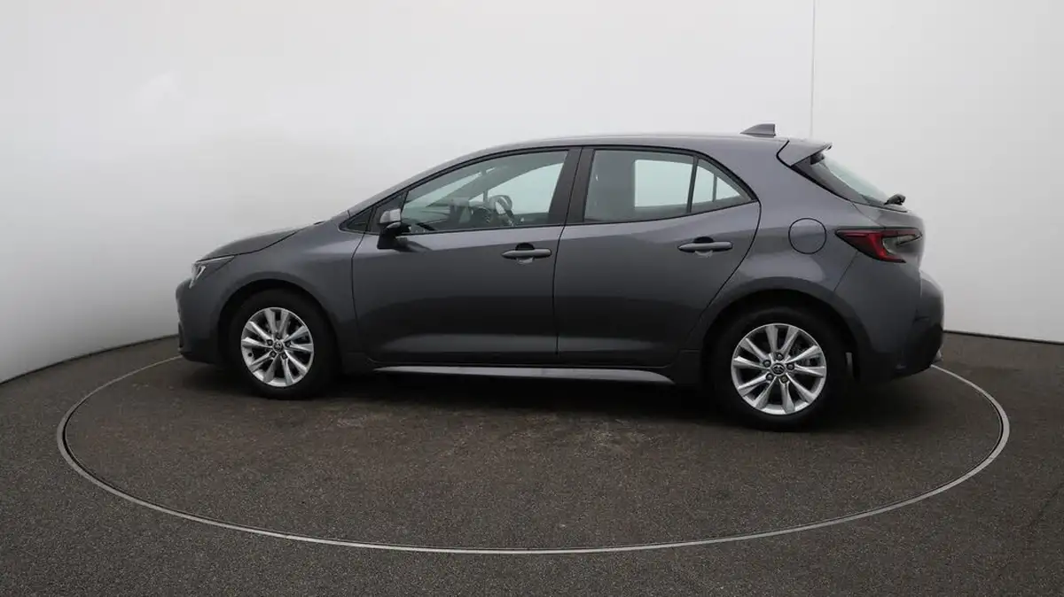 2023-toyota-corolla-18-vvt-i-icon-138bhp-hatchback-5d-big-58
