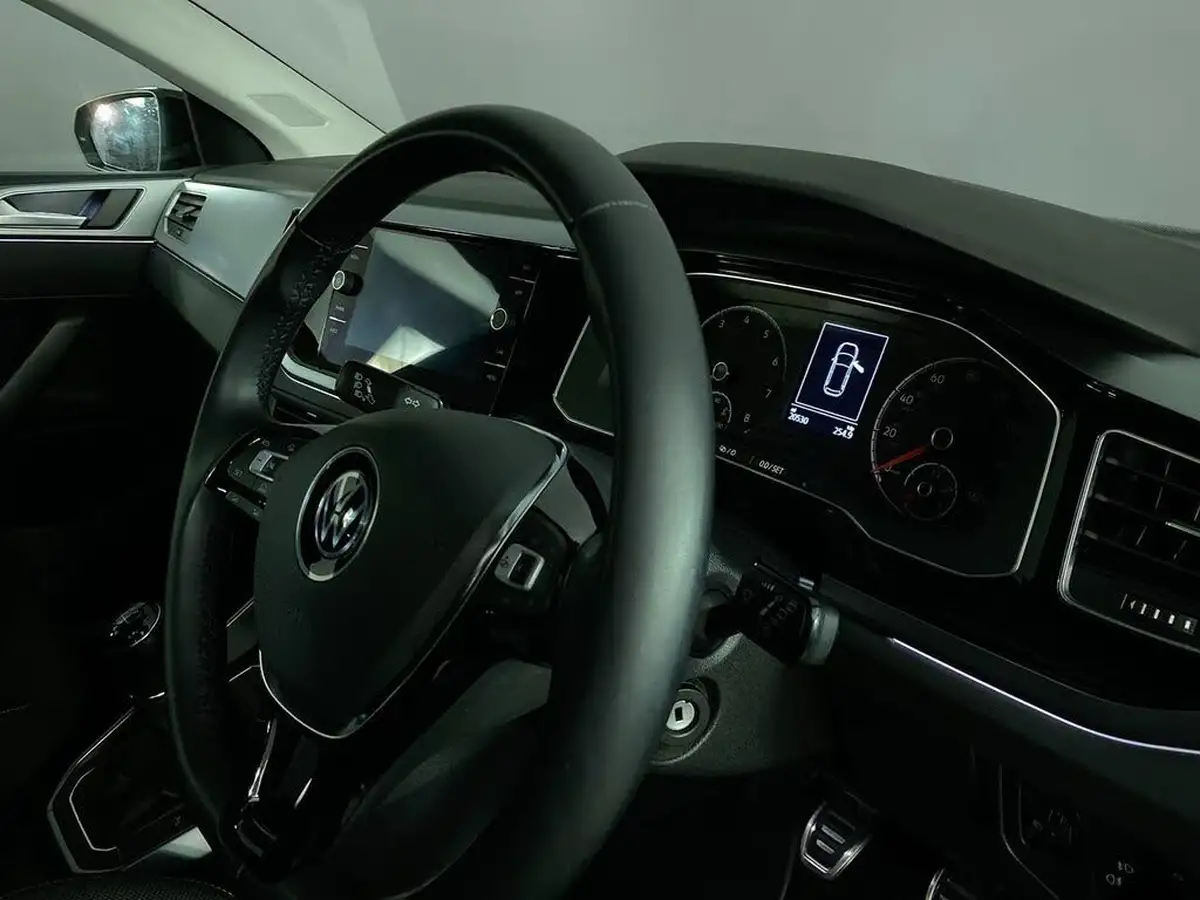 2021-volkswagen-polo-10-tsi-active-big-15