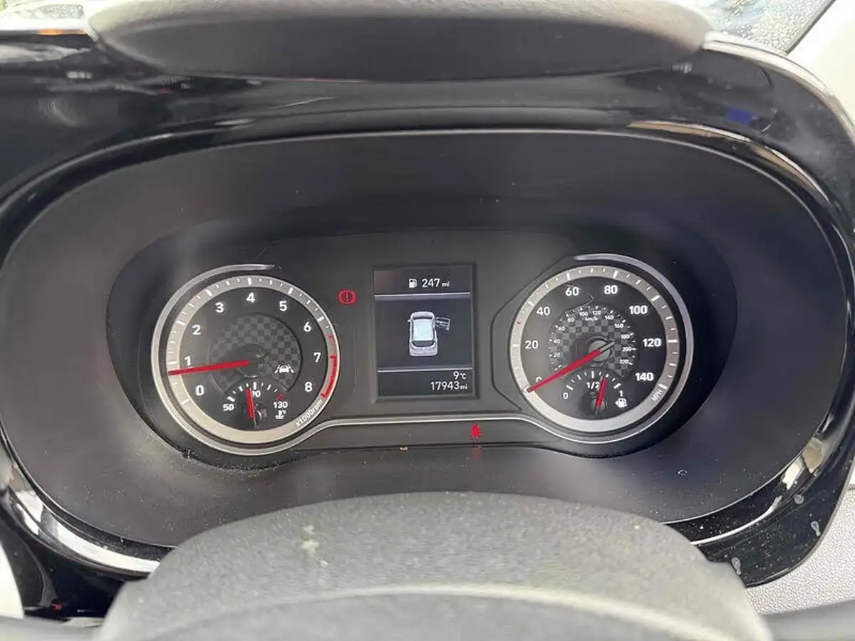 2021-hyundai-i10-10-premium-big-20